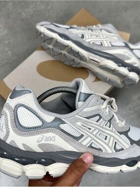 ASICS GEL-NYC - CREAM / OYSTER GREY